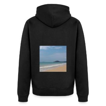 Strand mit Meer und blauem Himmel - Unisex Premium Bio Zip Hoodie - Schwarz - Hinten - Nico (187cm)
