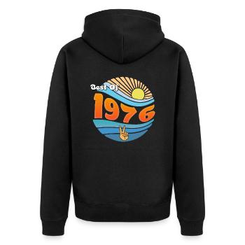 Stolz geboren 1976 – 49 Jahre Erinnerungen - Unisex Premium Bio Zip Hoodie - Schwarz - Hinten - Nico (187cm)
