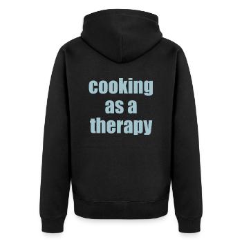 cooking as a therapy Spruch mit Bedeutung - Unisex Premium Bio Zip Hoodie - Schwarz - Hinten - Nico (187cm)