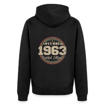 Geburtstagsgeschenk, Jahrgang geboren im November 1963 - Unisex Premium Bio Zip Hoodie - Schwarz - Hinten - Nico (187cm)