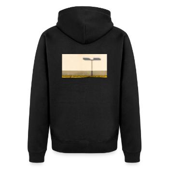 Der Schatten der Straßenlaterne an der Fassade - Unisex Premium Bio Zip Hoodie - Schwarz - Hinten - Nico (187cm)