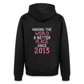 Making the World a better place since 2013 - Unisex Premium Organic Zip Hoodie - black - Back - Nico (187cm)