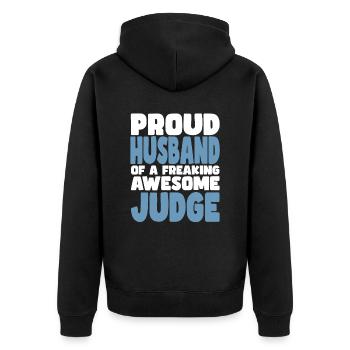 Fière épouse d’un sacré bon juge - Veste à capuche bio Premium Unisexe - noir - Dos - Nico (187cm)