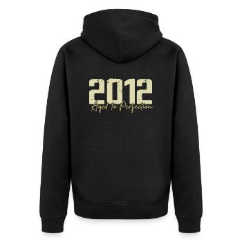 Original 2012 Rétro 2012 Cadeau d’anniversaire 2012 - Veste à capuche bio Premium Unisexe - noir - Dos - Nico (187cm)