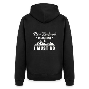 New Zealand is calling and I must go Geschenkidee - Unisex Premium Bio Zip Hoodie - Schwarz - Hinten - Nico (187cm)