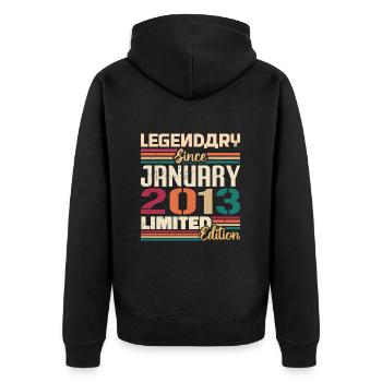 Geburtstagsgeschenk Geboren Im Januar 2013 - 2013 - Unisex Premium Bio Zip Hoodie - Schwarz - Hinten - Nico (187cm)