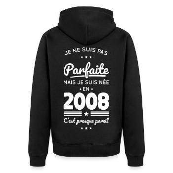 Née en 2008 – Pas parfaite mais presque - Veste à capuche bio Premium Unisexe - noir - Dos - Nico (187cm)