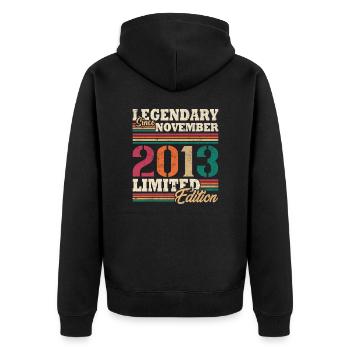 Vintage 2013 Novembre Vintage Anniversaire Rétro - Veste à capuche bio Premium Unisexe - noir - Dos - Nico (187cm)