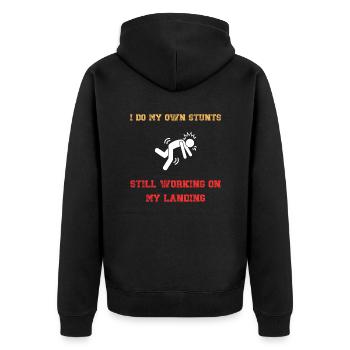 Ich mache meine eigenen Stunts und arbeite immer noch an meiner Landung - Unisex Premium Bio Zip Hoodie - Schwarz - Hinten - Nico (187cm)