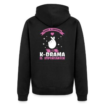 K-Drama K-Drama Koreanisches Geschenk - Unisex Premium Bio Zip Hoodie - Schwarz - Hinten - Nico (187cm)