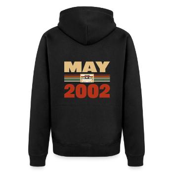 21. Geburtstag Mai Jahrgang 2002 Geschenkidee - Unisex Premium Bio Zip Hoodie - Schwarz - Hinten - Nico (187cm)