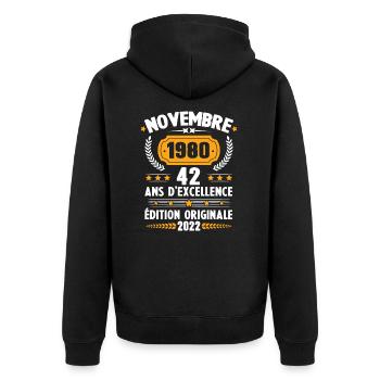 Cadeau D'anniversaire Rétro 42 Ans Novembre 1980 - Veste à capuche bio Premium Unisexe - noir - Dos - Nico (187cm)