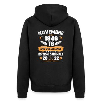 Novembre 1946 Idée Cadeau D'anniversaire 76 Ans - Veste à capuche bio Premium Unisexe - noir - Dos - Nico (187cm)