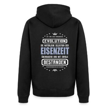 Eisenzeit überragend und mit Erfolg bestanden - Unisex Premium Bio Zip Hoodie - Schwarz - Hinten - Nico (187cm)