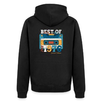48. Geburtstag Kassette Juli 1976 Jahrgang 1976 - Unisex Premium Bio Zip Hoodie - Schwarz - Hinten - Nico (187cm)