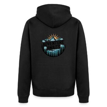 Adventure Awaits – Bergpanorama - Unisex Premium Bio Zip Hoodie - Schwarz - Hinten - Nico (187cm)