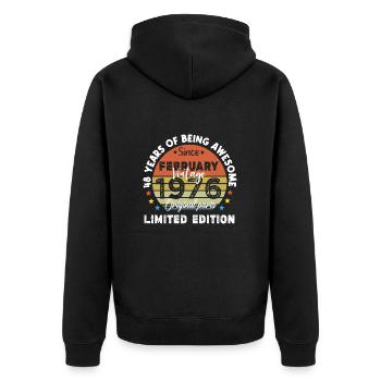 48 Jahre alt Baujahr 1976 Jahrgang Februar 1976 - Unisex Premium Bio Zip Hoodie - Schwarz - Hinten - Nico (187cm)
