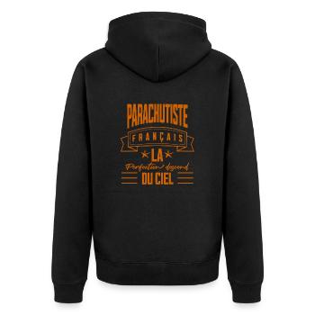 "Französischer Fallschirmspringer, himmlische Perfektion" Orange - Unisex Premium Bio Zip Hoodie - Schwarz - Hinten - Nico (187cm)