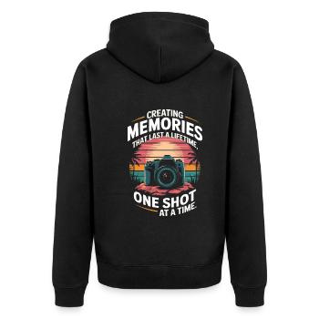 Erinnerungen schaffen, die ein Leben lang halten, mit einem Schuss - Unisex Premium Bio Zip Hoodie - Schwarz - Hinten - Nico (187cm)