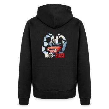 Bertone 60 Anni Illustration im klassischen Rosso - Unisex Premium Bio Zip Hoodie - Schwarz - Hinten - Nico (187cm)