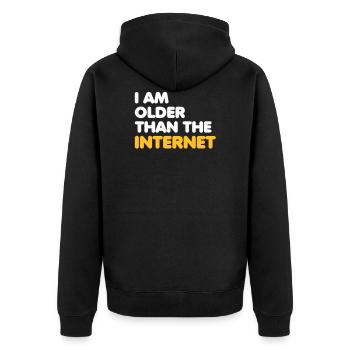 I am older than the internet - Unisex Premium Bio Zip Hoodie - Schwarz - Hinten - Nico (187cm)