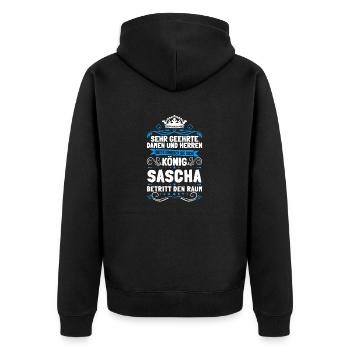 Sascha Namensshirt mit lustigem König Spruch - Unisex Premium Bio Zip Hoodie - Schwarz - Hinten - Nico (187cm)
