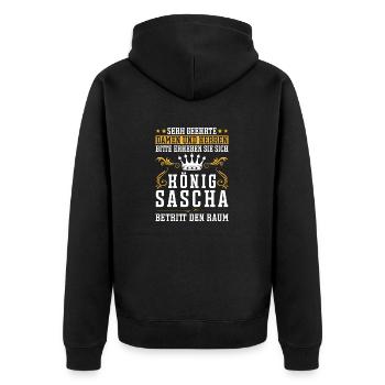 Sascha Namensshirt mit lustigem König Spruch - Unisex Premium Bio Zip Hoodie - Schwarz - Hinten - Nico (187cm)