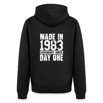 Hergestellt 1983, legendär seit dem ersten Tag - Unisex Premium Bio Zip Hoodie - Schwarz - Hinten - Nico (187cm)
