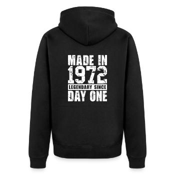 Hergestellt 1972, legendär seit dem ersten Tag - Unisex Premium Bio Zip Hoodie - Schwarz - Hinten - Nico (187cm)