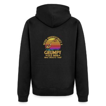 Never Underestimate A Grumpy Old Man Who Shoots Tr - Unisex Premium Bio Zip Hoodie - Schwarz - Hinten - Nico (187cm)
