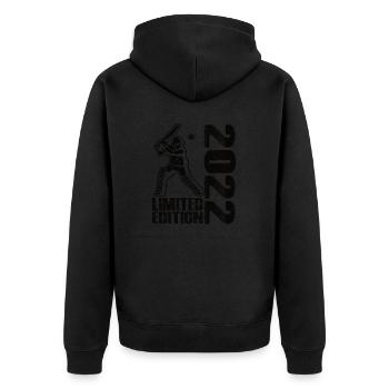 Limited Edition 2022 Limited Edition Cricket - Unisex Premium Bio Zip Hoodie - Schwarz - Hinten - Nico (187cm)
