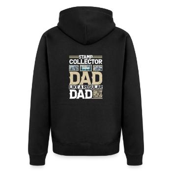 Cooler Dad, Richer Hobbies: Stamp Collector - Unisex Premium Bio Zip Hoodie - Schwarz - Hinten - Nico (187cm)