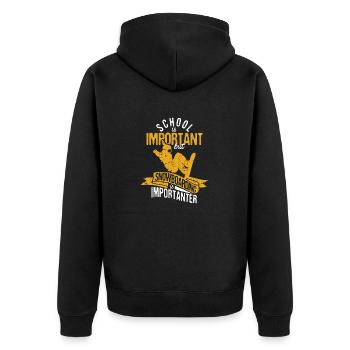 Schule ist wichtig, aber Snowboarden ist noch - Unisex Premium Bio Zip Hoodie - Schwarz - Hinten - Nico (187cm)