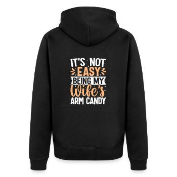 Lustiges Arm Candy Ehemann Spruchdesign - Unisex Premium Bio Zip Hoodie - Schwarz - Hinten - Nico (187cm)