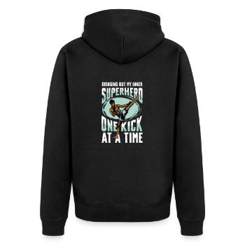 Super-héros Muay Thai : un pas vers le temps - Veste à capuche bio Premium Unisexe - noir - Dos - Nico (187cm)