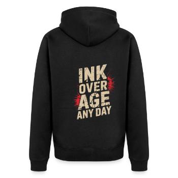 Senioren Mit Tätowierungen, Die Stolz Altern, - Unisex Premium Bio Zip Hoodie - Schwarz - Hinten - Nico (187cm)