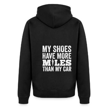 Laufen Schuhe haben mehr Meilen als mein Auto - Unisex Premium Bio Zip Hoodie - Schwarz - Hinten - Nico (187cm)