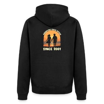 Anniversaire du harcèlement mutuel depuis 2001 - Veste à capuche bio Premium Unisexe - noir - Dos - Nico (187cm)