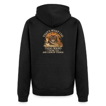Das tue ich, ich lese Bücher, trinke Tee, weiß was. - Unisex Premium Bio Zip Hoodie - Schwarz - Hinten - Nico (187cm)