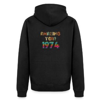 Erstaunliches JAHR 1974 - Unisex Premium Bio Zip Hoodie - Schwarz - Hinten - Nico (187cm)