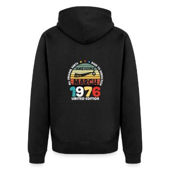 48 Jahre alt Baujahr 1976 Jahrgang März 1976 - Unisex Premium Bio Zip Hoodie - Schwarz - Hinten - Nico (187cm)