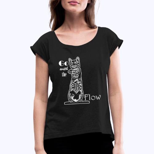 YogaKat1 weiss - Frauen T-Shirt mit gerollten Ärmeln