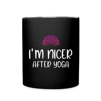 Ich bin netter nach dem Yoga - Tasse einfarbig - Schwarz - Vorne