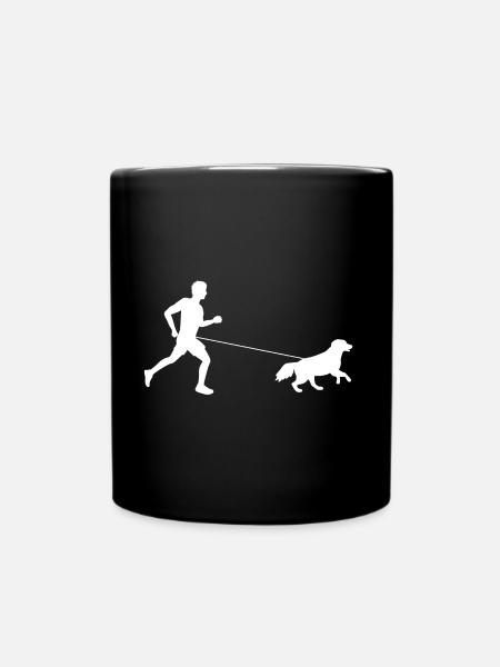Geländelauf - Läufer mit Hund - Canicross Hund - Tasse einfarbig - Schwarz