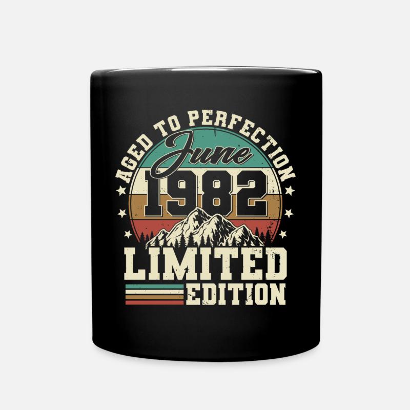 Juni 1982 Jahrgang Vintage Geburtstag Geschenk - Tasse einfarbig - Schwarz