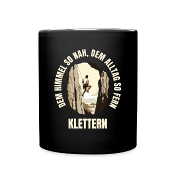 Dem Himmel so nah, dem Alltag so fern - Tasse einfarbig - Schwarz - Vorne