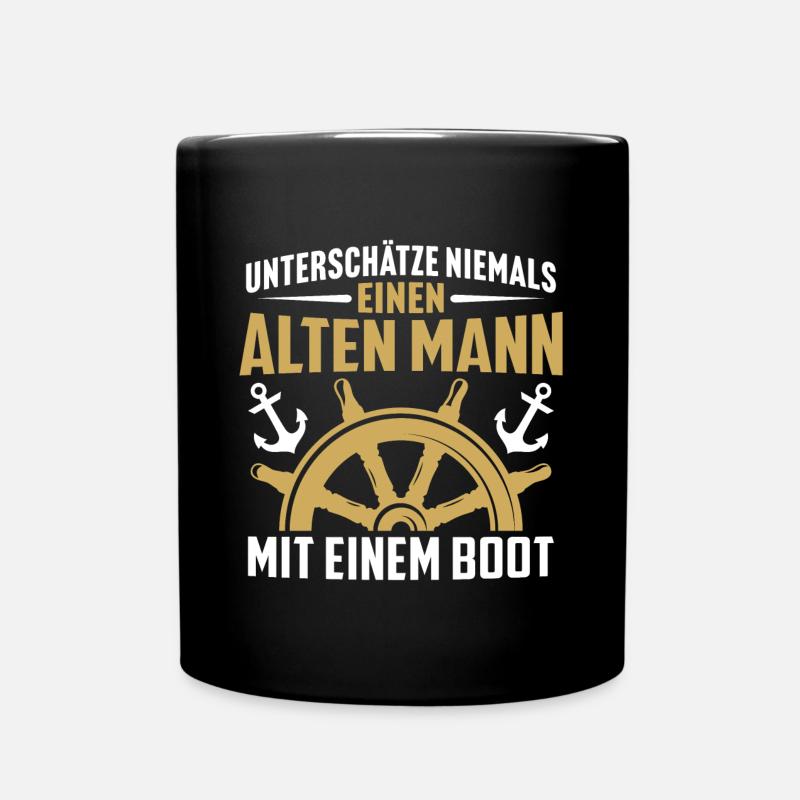 alten mann mit einem boot - Tasse einfarbig - Schwarz