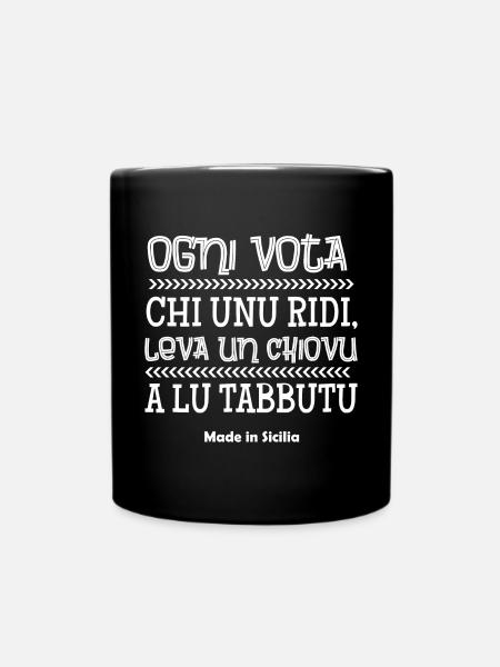 Sicile t-shirt Proverbe sicilien chaque vote qui - Mug uni - noir