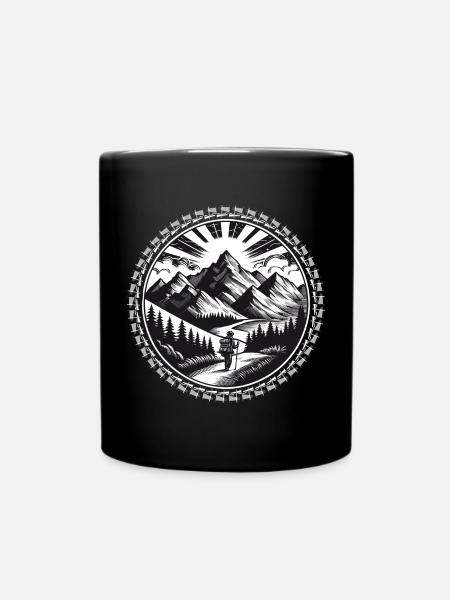 Paysage de montagne avec un randonneur sur un sentier - Mug uni - noir