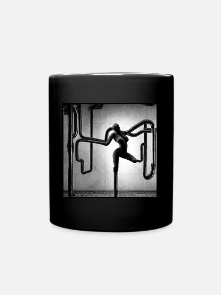 Steam pipe machine girl Giger Style - Tasse einfarbig - Schwarz